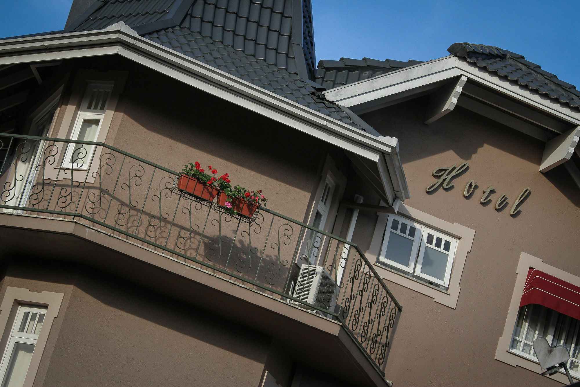 Pousada Bella Terra Hotel Gramado Exterior foto